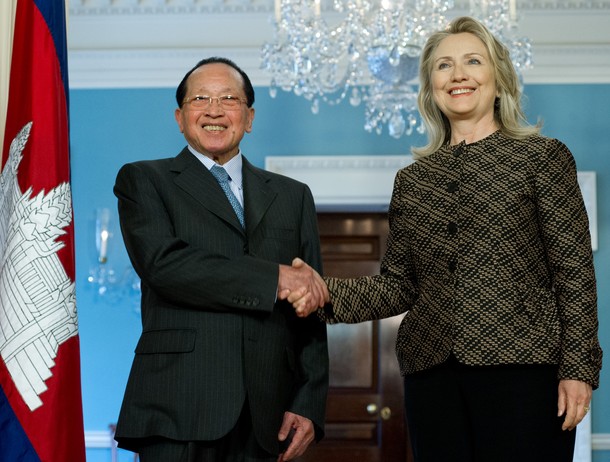 US Secretary of State Hillary Clinton (R) shakes hands with Cambodian Deputy Prime Minister Hor Namhong, Minister of Foreign Affairs and International Cooperation, following talks at the State Department in Washington on June 12, 2012.   AFP PHOTO/Karen BLEIER        (Photo credit should read KAREN BLEIER/AFP/GettyImages)