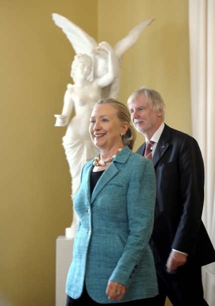 US Secretary of State Hillary Rodham Clinton (L) and Finnish Foreign Minister Erkki Tuomioja leave on June 27, 2012 after signing a General Security of Information agreement during their meeting in Helsinki.  AFP PHOTO / LEHTIKUVA / MARTTI KAINULAINEN - FINLAND OUT -        (Photo credit should read MARTTI KAINULAINEN/AFP/GettyImages)