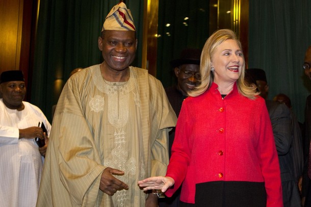 Hillary Rodham Clinton, Olugbenga Ashiru