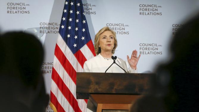 Democratic U.S. presidential candidate Hillary Clinton speaks at the Council on Foreign Relations in New York November 19, 2015. REUTERS/Shannon Stapleton