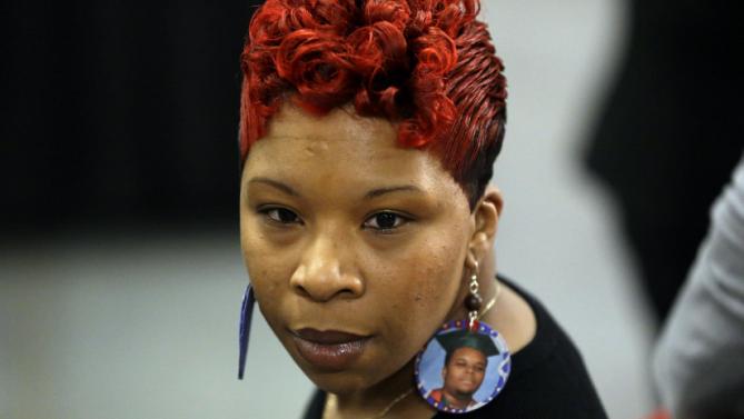 Lesley McSpadden, the mother of Michael Brown, attends an event by Democratic presidential candidate Hillary Clinton on Friday, Dec. 11, 2015, in St. Louis. Brown was shot and killed by a Ferguson police officer in Aug. 2014 setting off the Black Lives Matter movement. (AP Photo/Jeff Roberson)