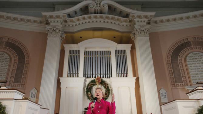 U.S. Democratic presidential candidate Hillary Clinton speaks at a campaign town hall meeting at South Church in Portsmouth, New Hampshire, December 29, 2015.  REUTERS/Brian Snyder